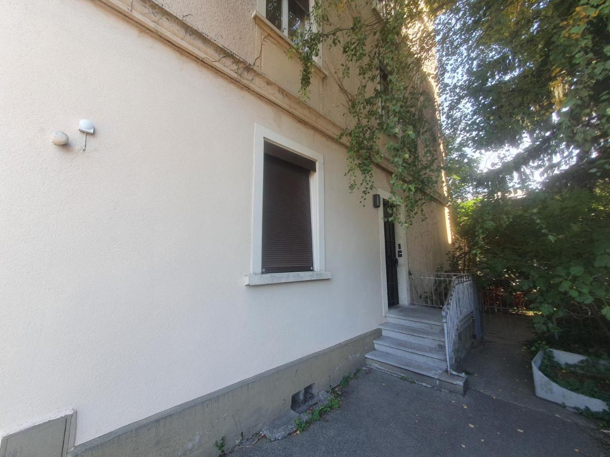 Sonnegg Guest Inh M Bisegger * Zürich